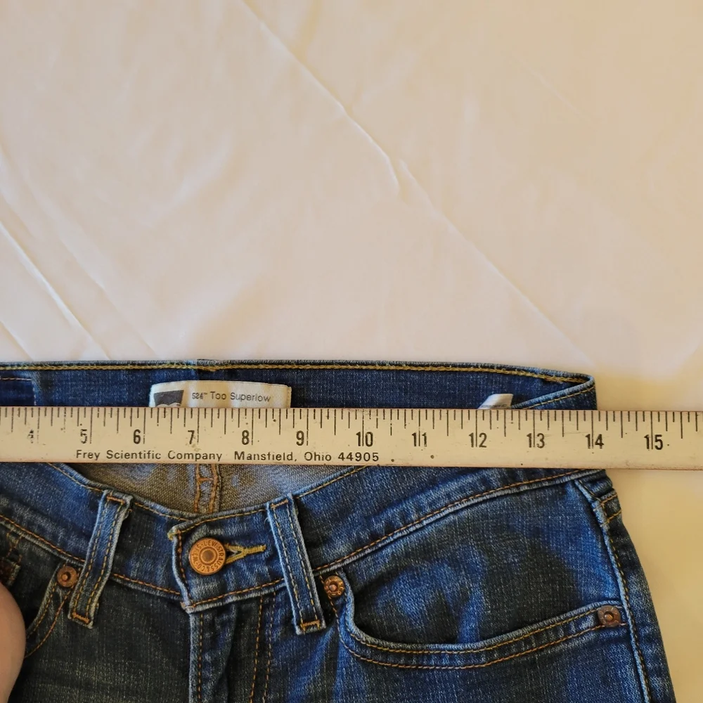 Y2K/Vintage Levis 524 Too Superlow▪︎ Womens Ultra-Low Rise Jeans ▪︎ Size 26/3 - Picture 8 of 10